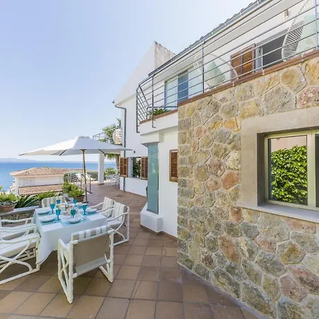 Alcanada - Family Only Villa