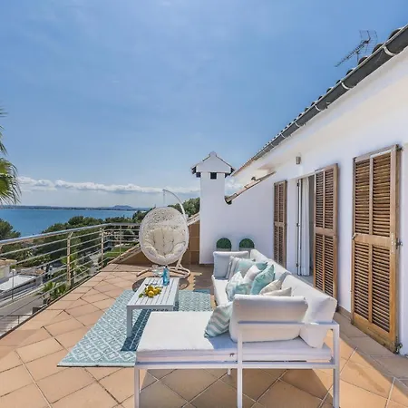 Villa Alcanada - Family Only *
