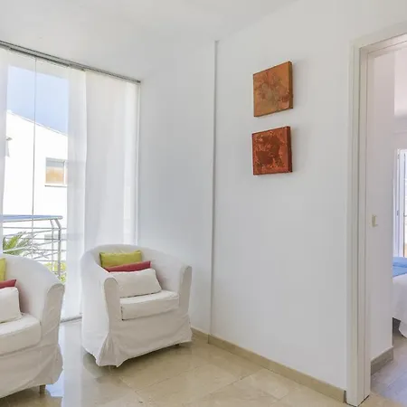 Villa Alcanada - Family Only *